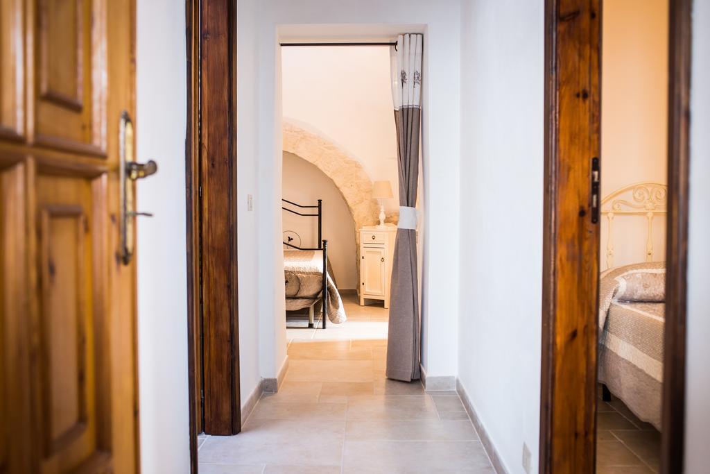 Residenze Nei Trulli Villa อัลเบโรเบลโล ภายนอก รูปภาพ