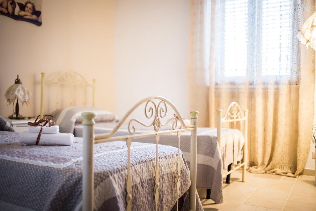 Residenze Nei Trulli Villa อัลเบโรเบลโล ภายนอก รูปภาพ